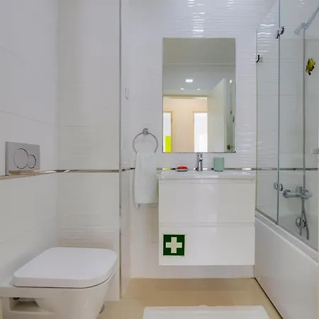 Apartamento Charming 3 Bedroom Close To Historic Center-lagos *