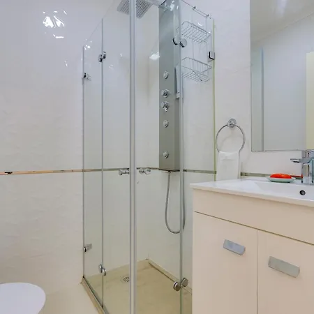 Charming 3br In Yourlagosstay Апартаменты